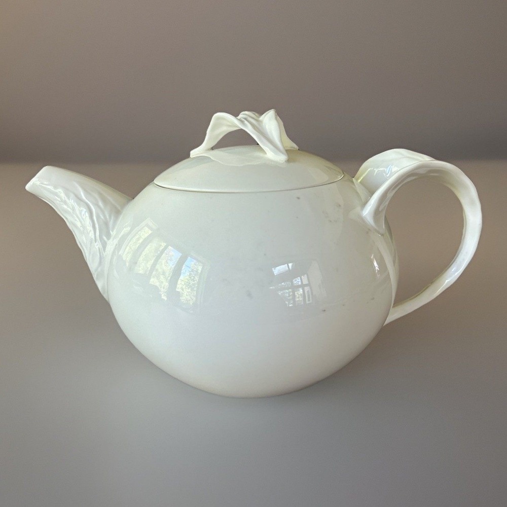 Villeroy & Boch Teapot Unisex OS White Foglia Leaf Embossed Vitro-Porcelain